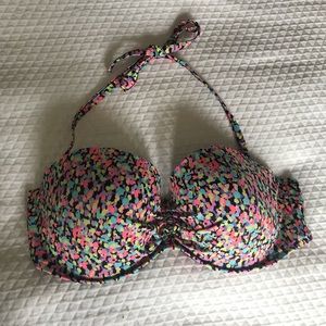 Victoria’s Secret bikini top